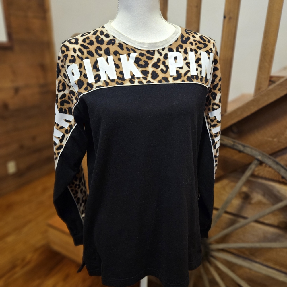PINK Victoria's Secret Black and Leopard Long Sleeve Tee